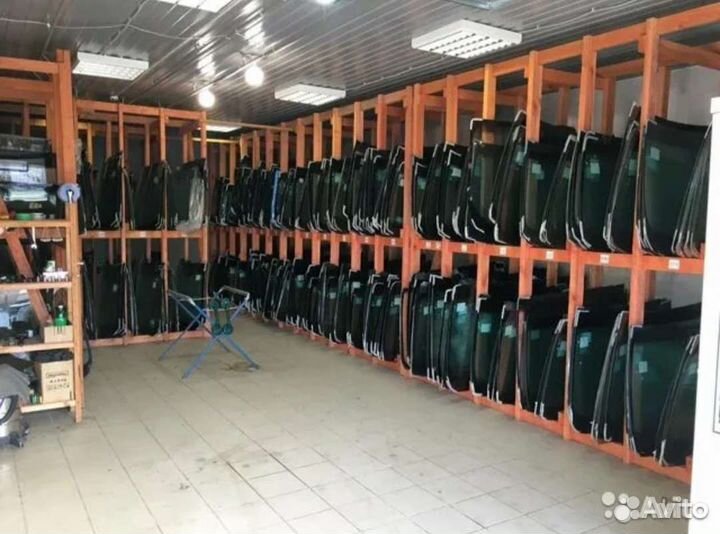 Лобовое стекло люкс Chevrolet Niva