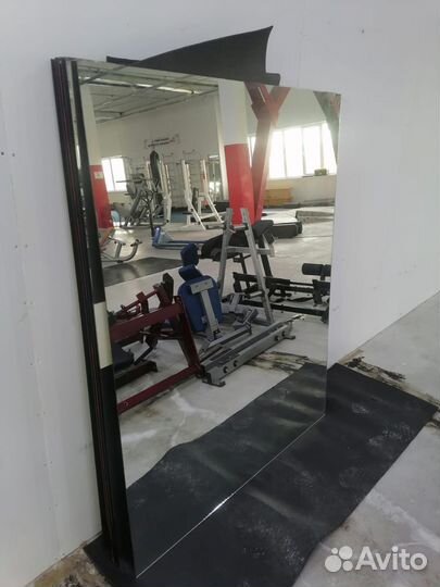 Зелкало на стену большое