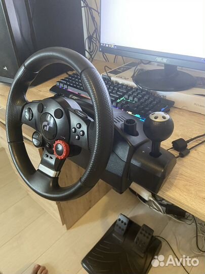 Игровой руль logitech driving force gt