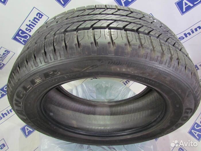 Goodyear Wrangler HP All Weather 255/55 R19 102R