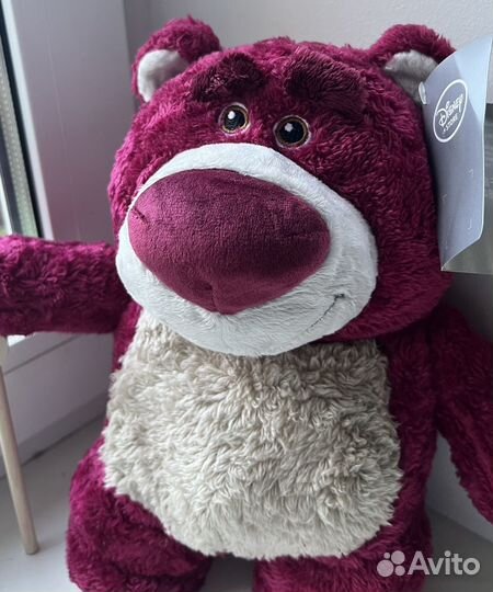 История игрушек медведь Лотсо Дисней