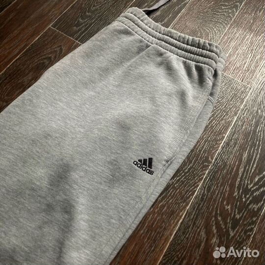 Треко adidas essentials