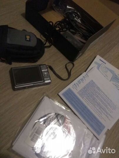 Цифровой фотоаппарат casio