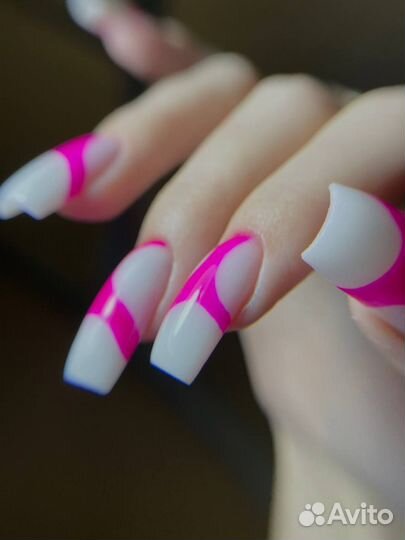 Маникюр/ресницы/брови в салоне красоты vibeauty