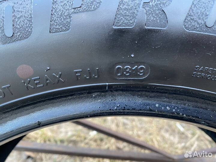 Jinyu Gallopro Multiseason 215/60 R16