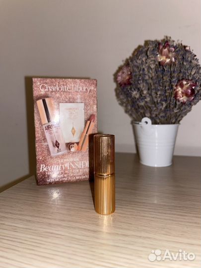 Charlotte tilbury pillow talk помада