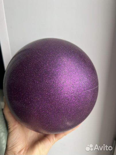 Булавы, обруч, мяч