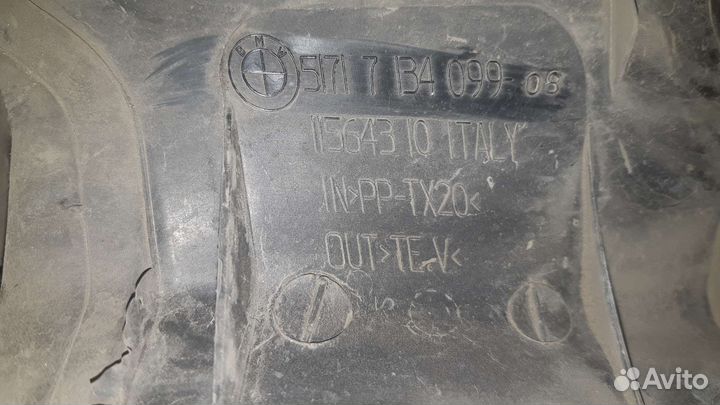 Передняя панель (телевизор) бмв Е90