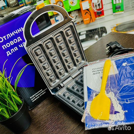 Вафельница Kitfort кт-1695