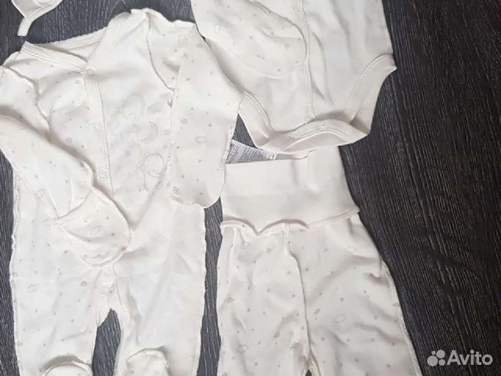 Боди костюм Burberry на выписку