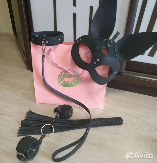 Маска наручники ошейник плеть кожа натуральная