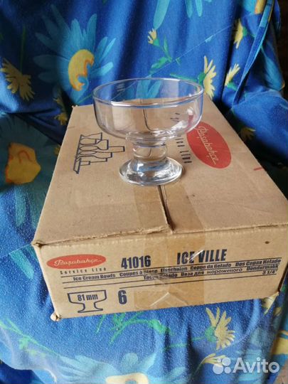 Набор бокалов