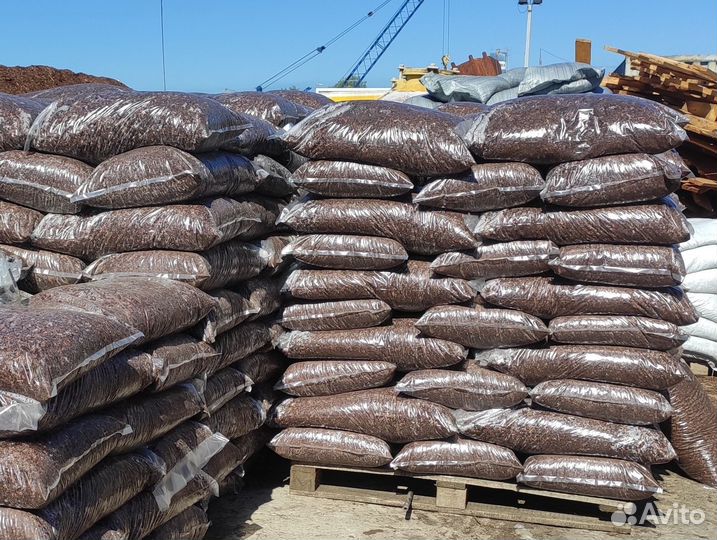 Кора лиственницы и сосны в мешках с доставкой