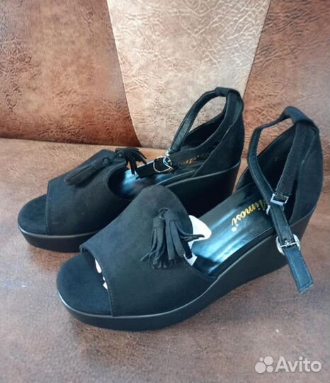 Босоножки женские 38 размер
