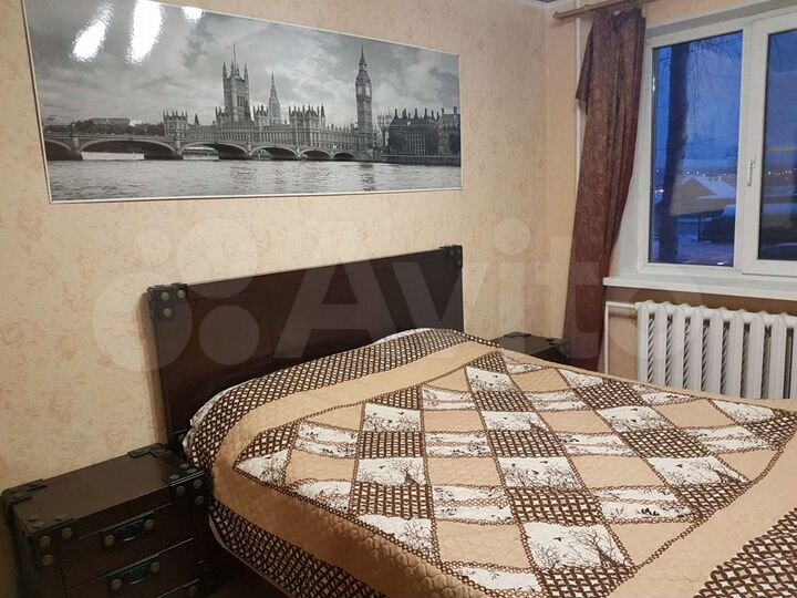 2-к. квартира, 49 м², 1/10 эт.