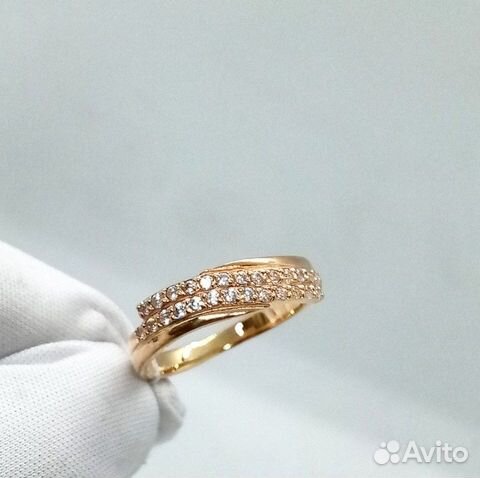 Золотое кольцо с камнем 16,5р