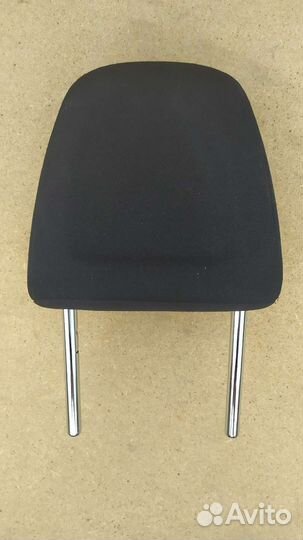 Подголовник Toyota Rav 4