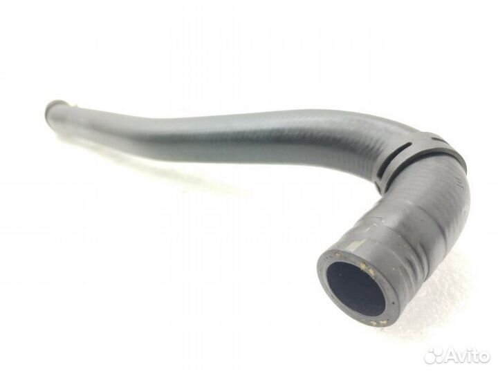 Патрубок системы охлаждения Mercedes-Benz