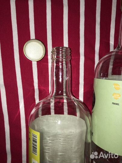 Бутылка для домашнего вина с винтовой крышкой 0,7л