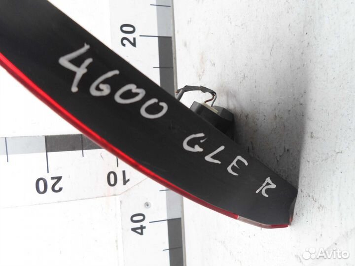 Б/У Фонарь крышки правый Трещины, царапины