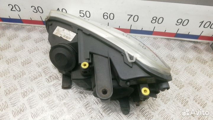 Фара правая Ford C-Max рест. 2008