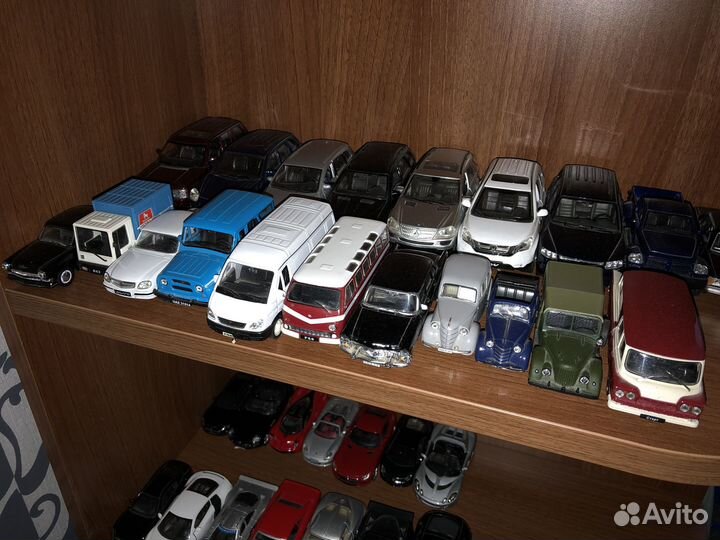 Коллекция моделей автомобилей