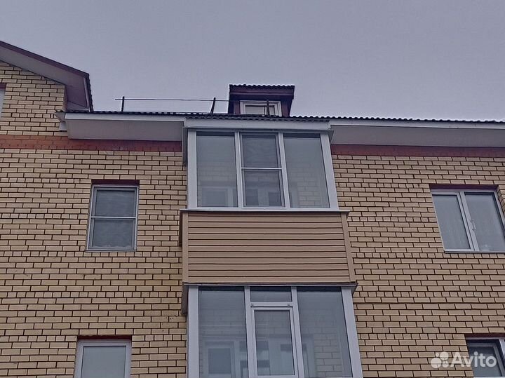 Дверь балконная