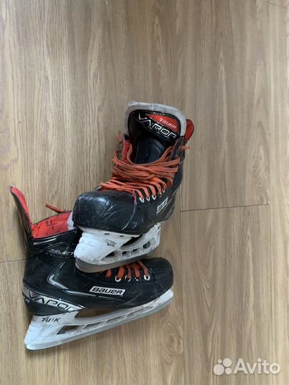 Коньки хоккейные