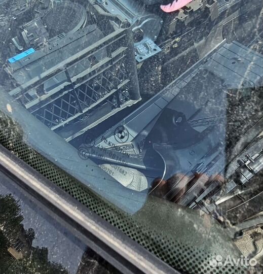 Оригинальное Лобовое стекло BMW E90