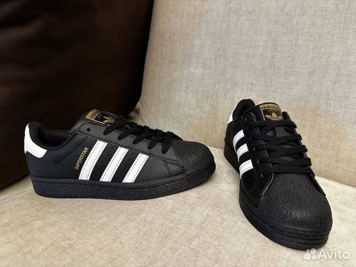 Adidas superstar