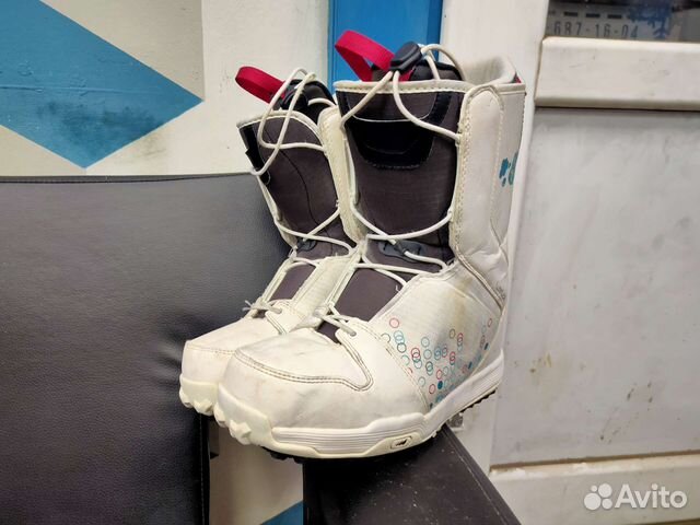 Сноубордические ботинки 39 размер 245 мм