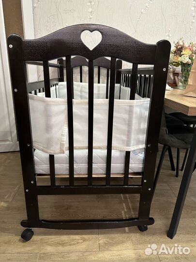Детская кроватка люлька