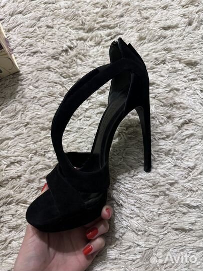 Босоножки alexander mcqueen
