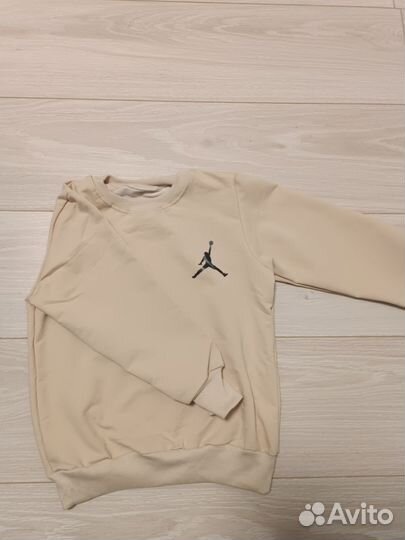 Детский костюм тройка новое