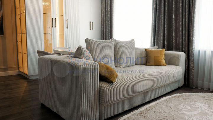 3-к. квартира, 90 м², 15/17 эт.