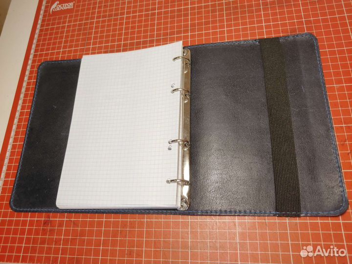 Кожаная спиральная тетрадь