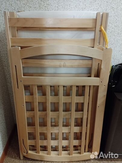 Детская кроватка+ матрас+наматрасник