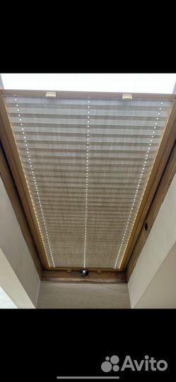 Шторы плиссе на мансардные окна