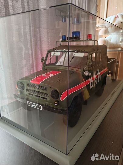 Модель УАЗ 469 1:8 деагостини