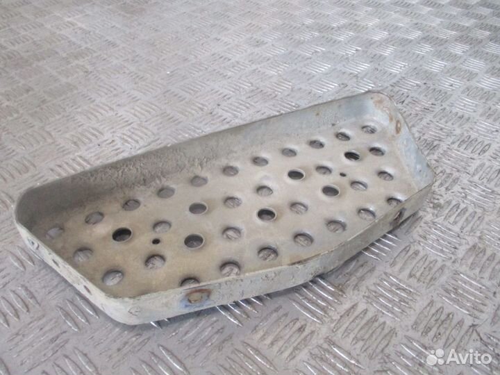 Ступенька нижняя MAN 81615110001