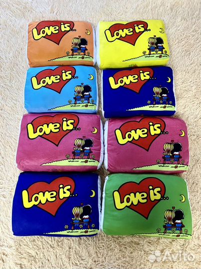 Подушка “Love is”