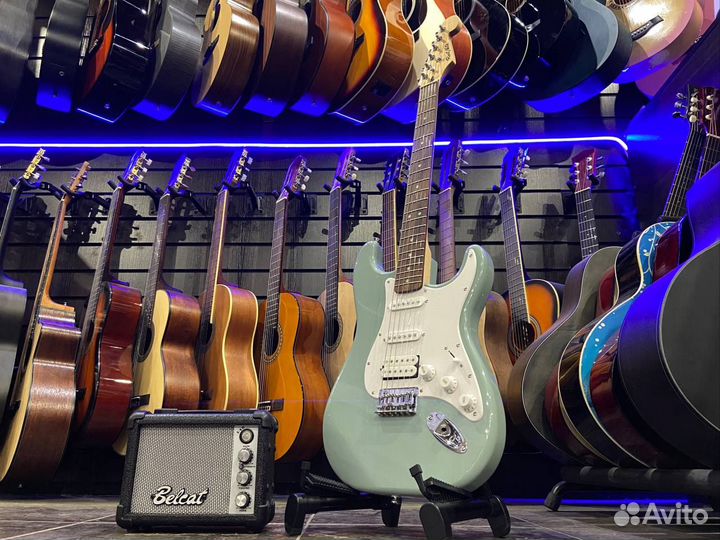 Электрогитара + Комбоусилитель 5вт