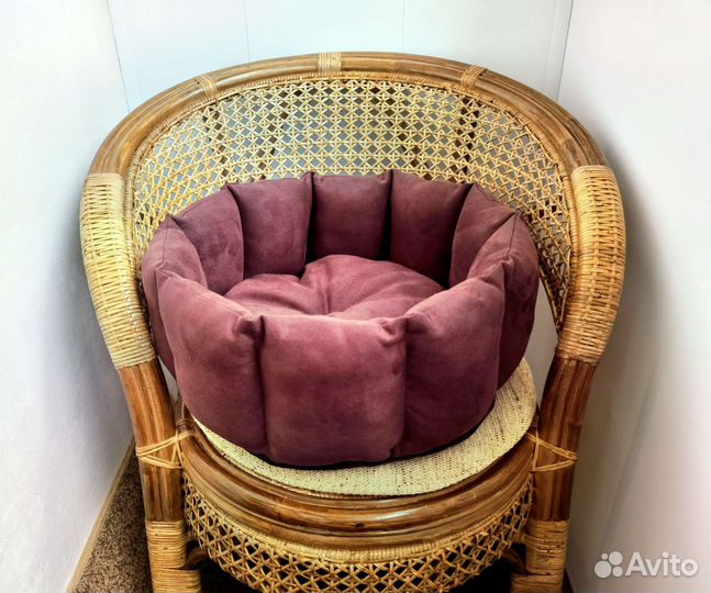 Лежанка для собак и кошек