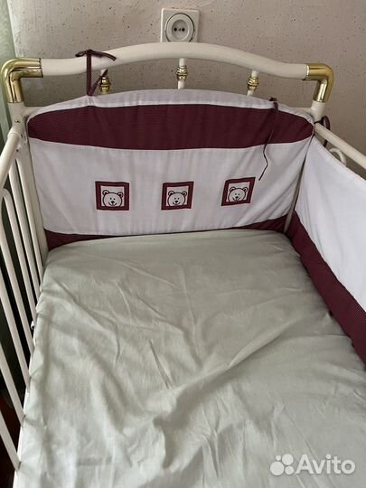 Детская кроватка