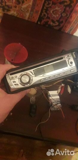 Автомобильная магнитола.Денег не надо