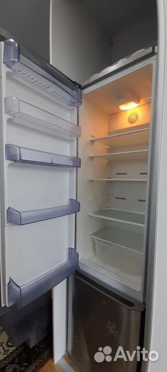 Холодильник ноуфрост бу 200/55/57