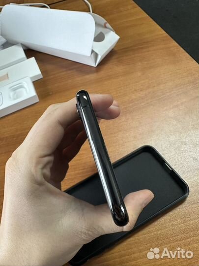 iPhone Xs Max, 64 ГБ