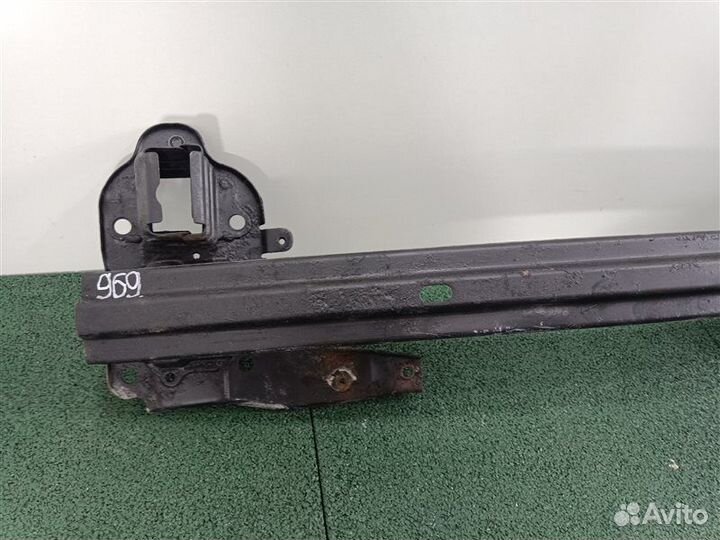 Усилитель бампера передний Kia Sportage 2010