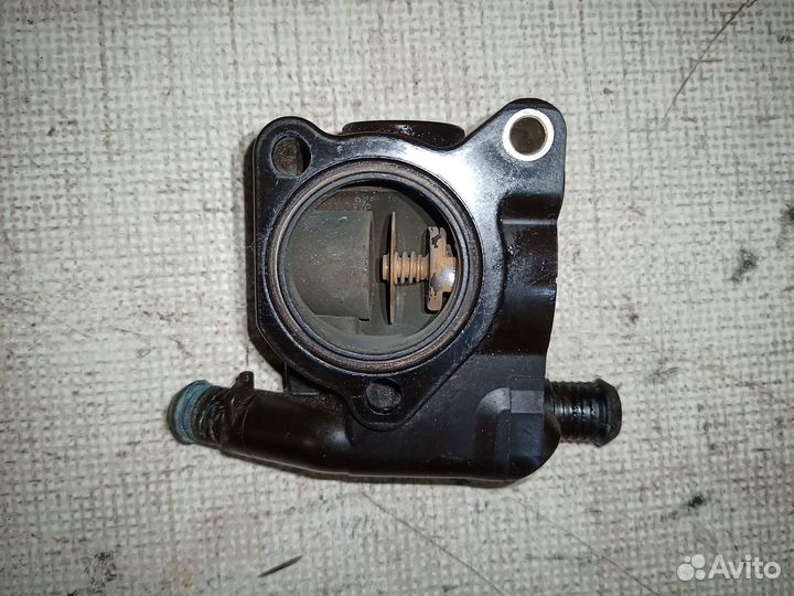 Корпус термостата Форд Фокус 1 1,8-2,0 л