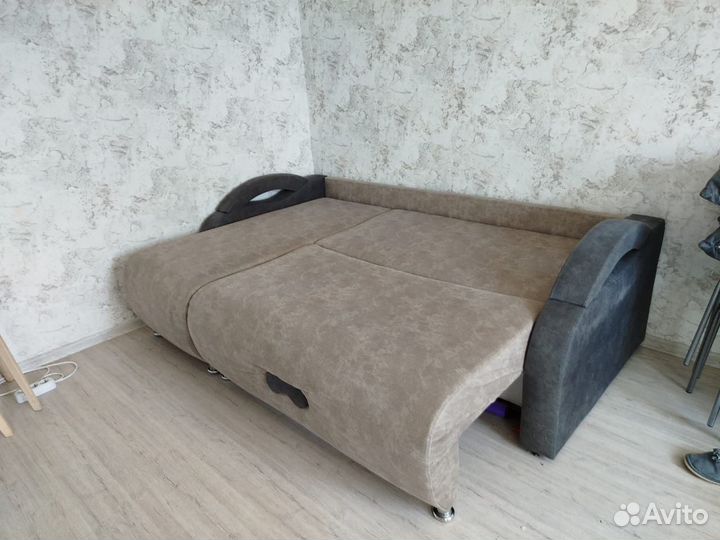 Угловой диван